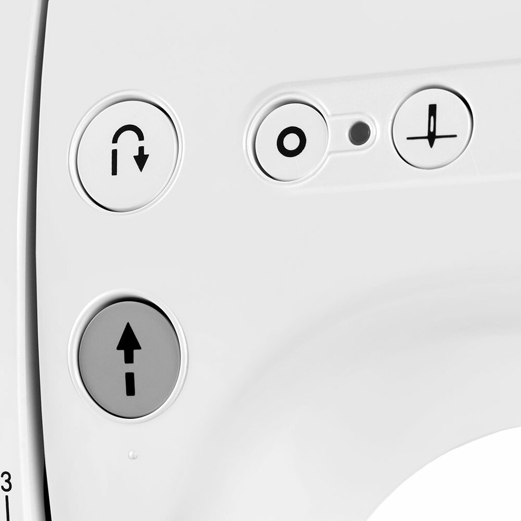 Bro Innov-&iacute;s NS80E Sewing Machine / Optional Distin Starter Sewing Package